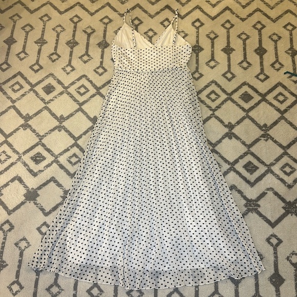 Express Pleated Wrap Dress Sz XS – White with Black Polka Dots - Picture 4 of 6